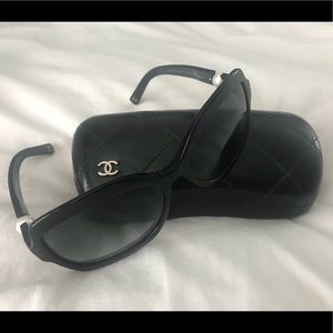 Chanel Black Sunglasses with pearl detail